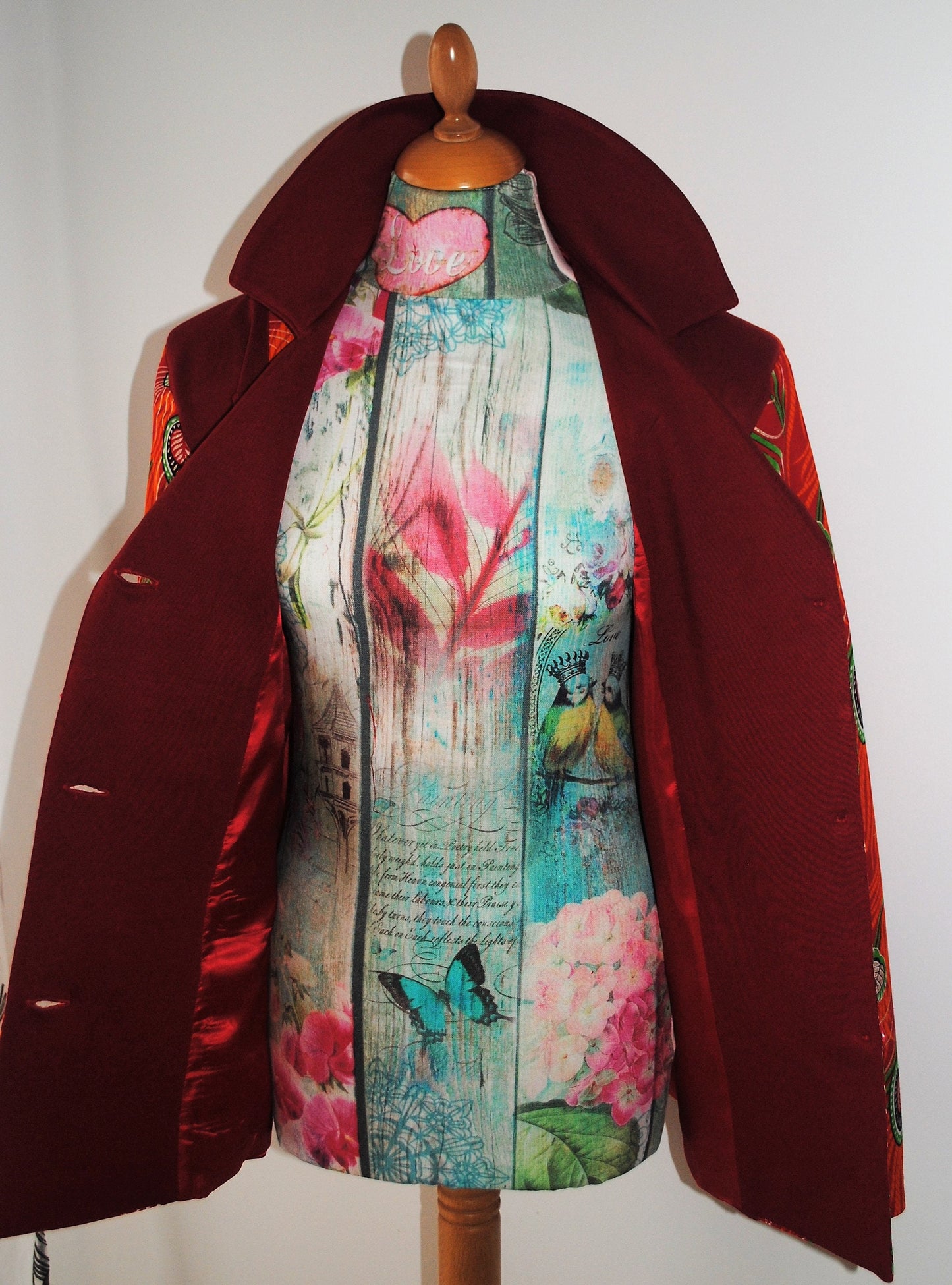 African fabric jacket, Casaco em Capulana, Womens Clothing, Coats, African Clothing, Handmade Coats, Made in Portugal, Capulana Clothes