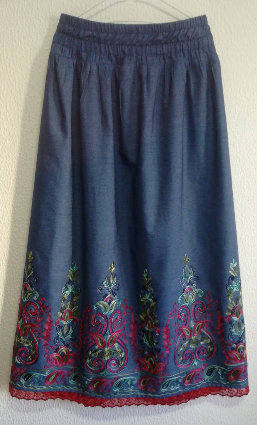 Conjunto saia e colete, Saia comprida, saia em ganga,denim clothes,traditional clothes, roupa personalizada, fato original,Women's Clothing