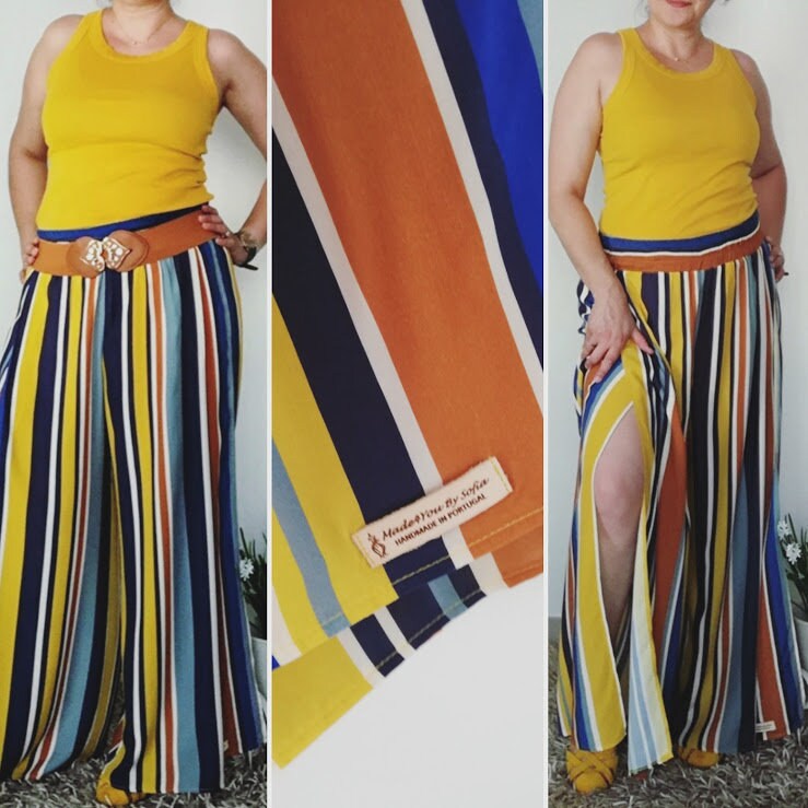 Calças Largas às Riscas com Aberturas Laterais – Tamanho Único – Cintura com Elástico – Roupa Feminina Made4you®