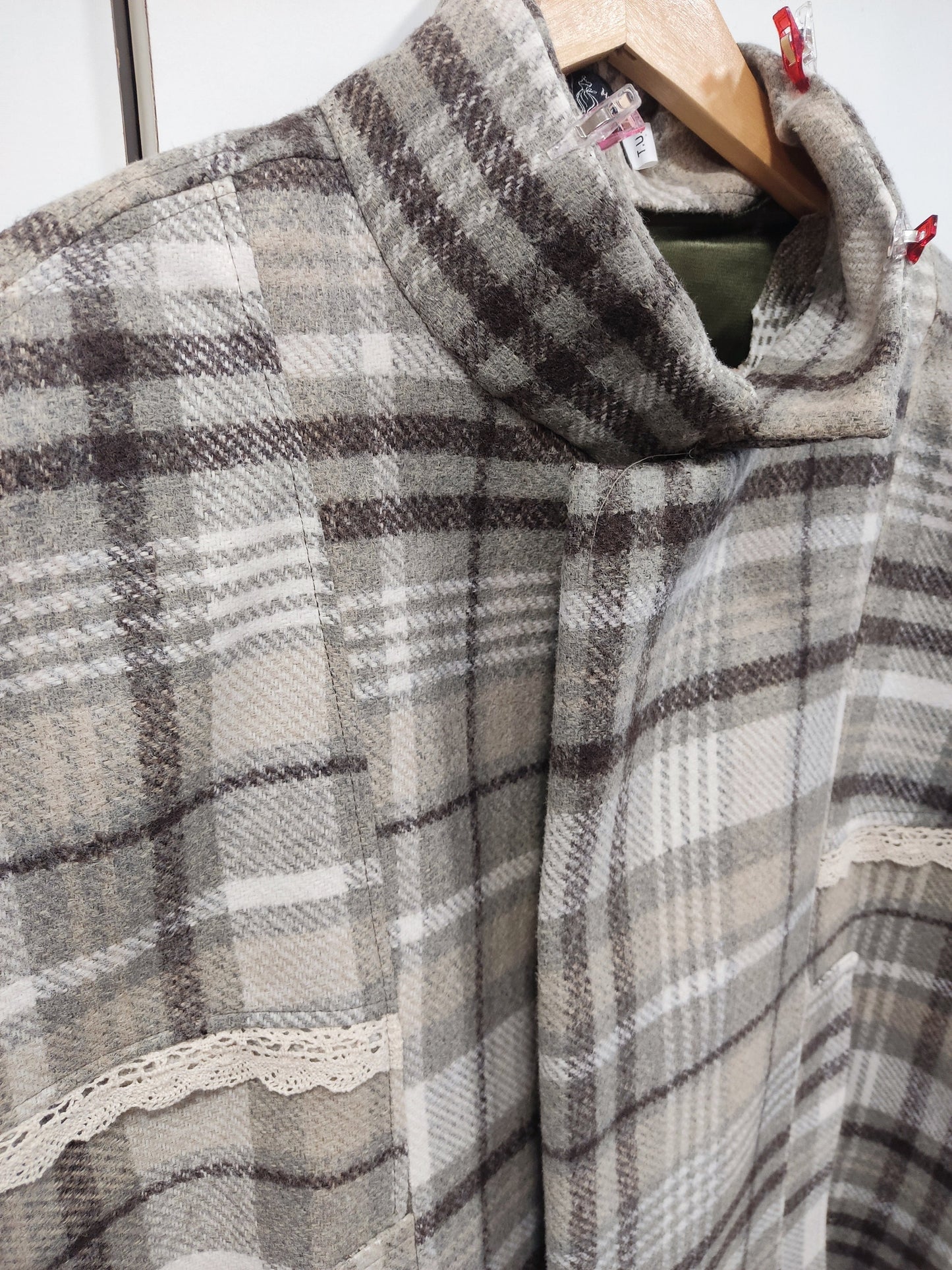 Capa de inverno para senhora em tecido xadrez, Casaco de inverno, Capa, Women Coat