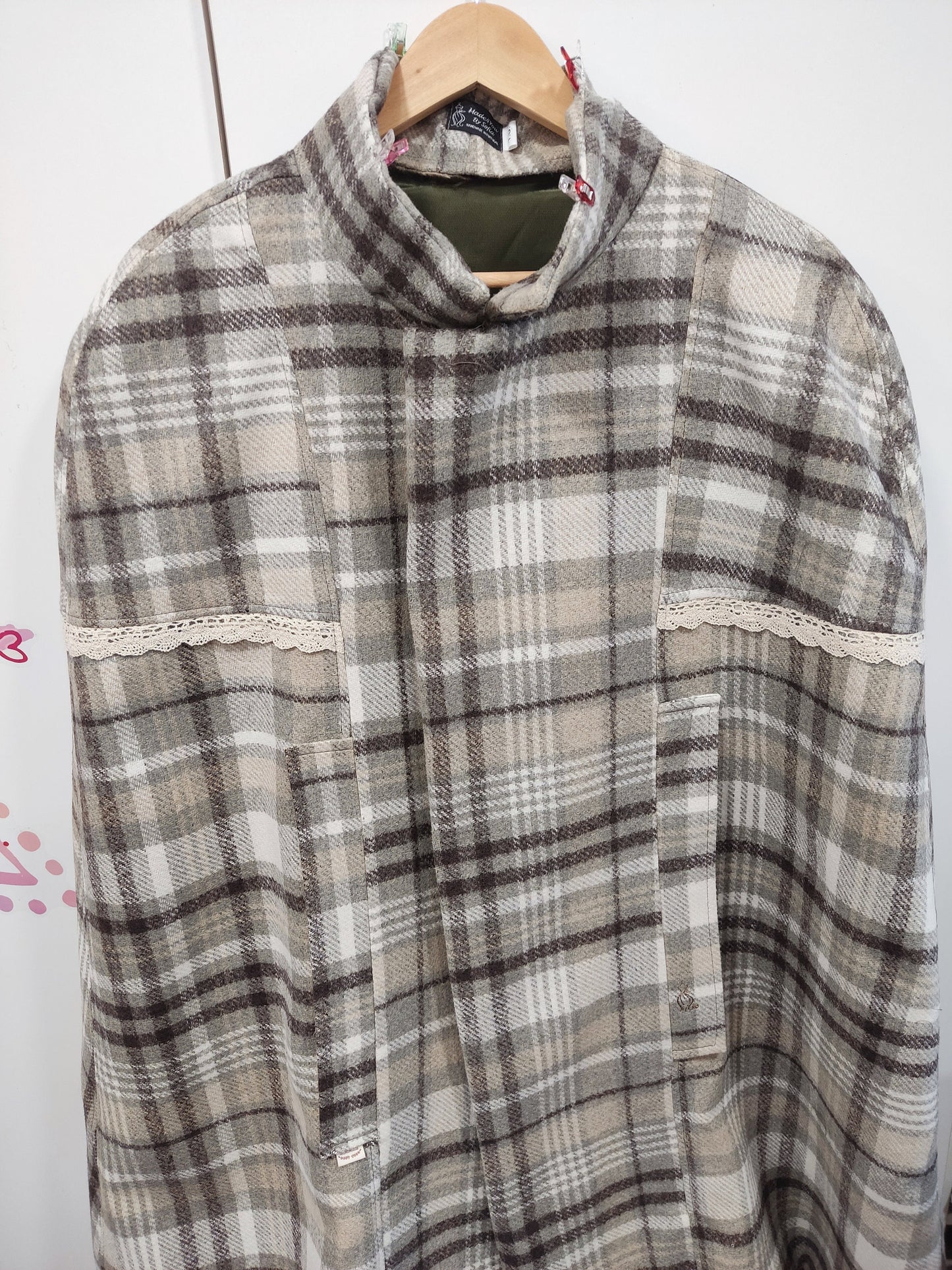 Capa de inverno para senhora em tecido xadrez, Casaco de inverno, Capa, Women Coat