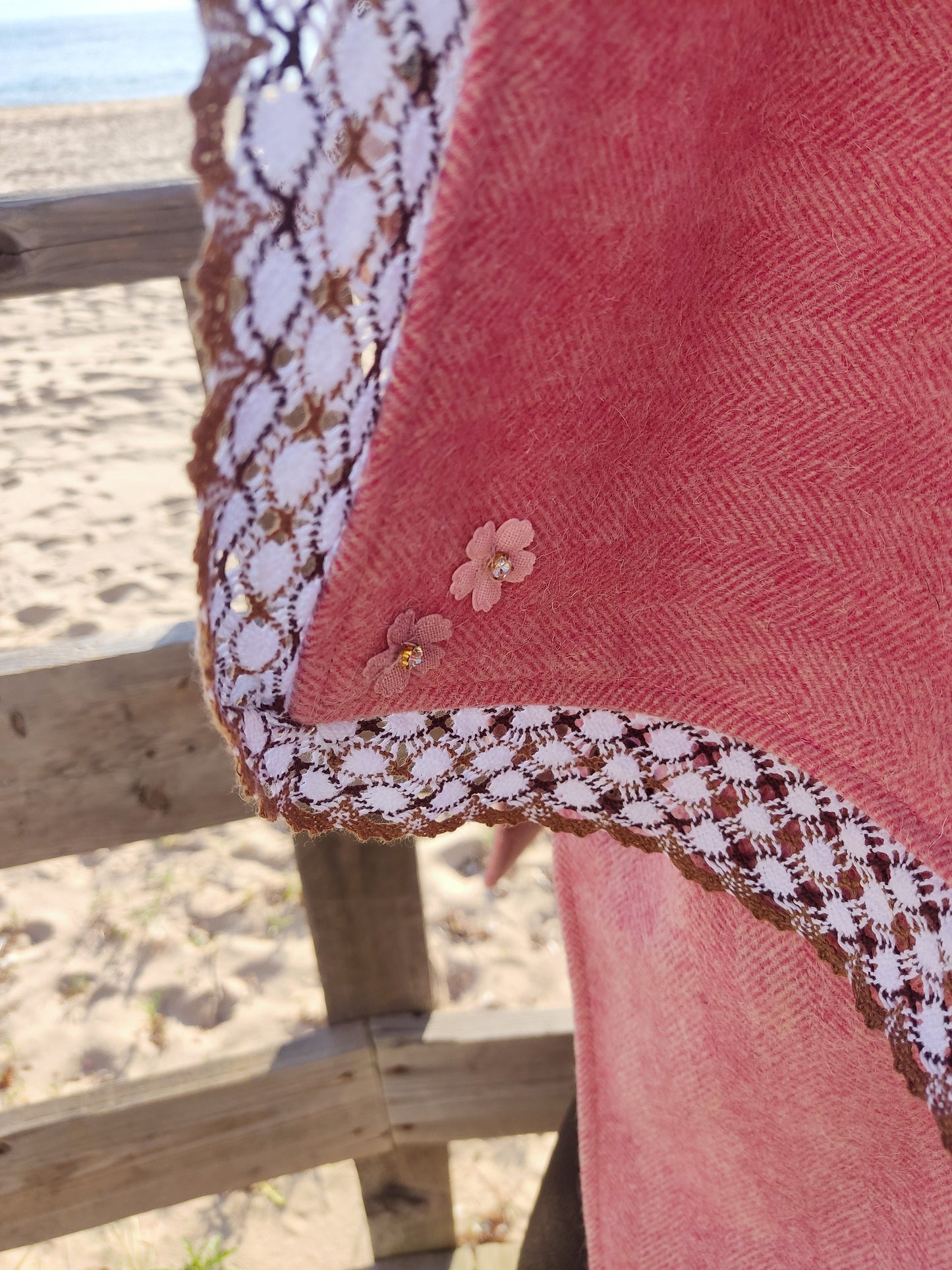 Capote Alentejano em Burel Rosa 100% Lã – Made4you®