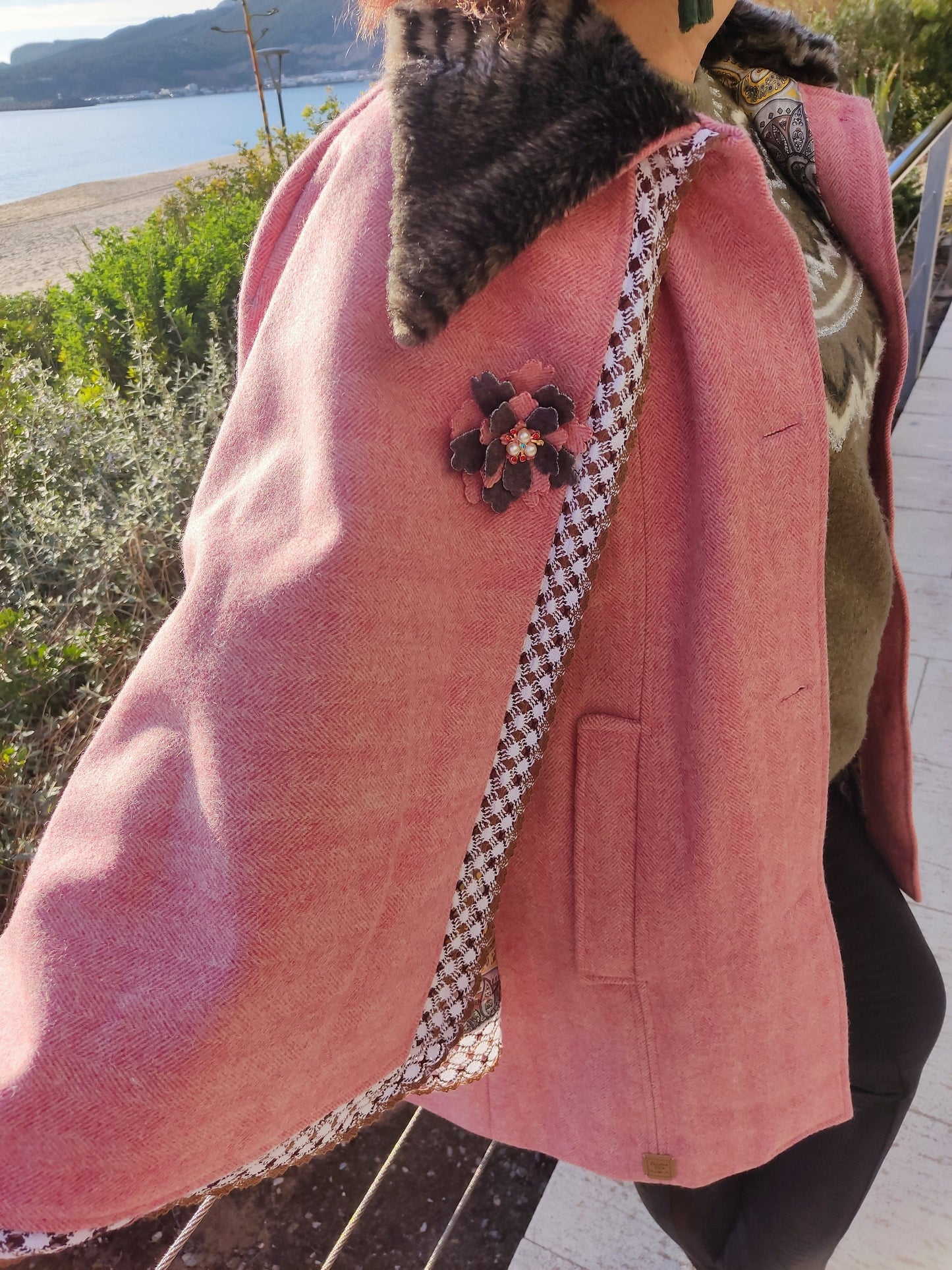 Capote Alentejano em Burel Rosa 100% Lã – Made4you®