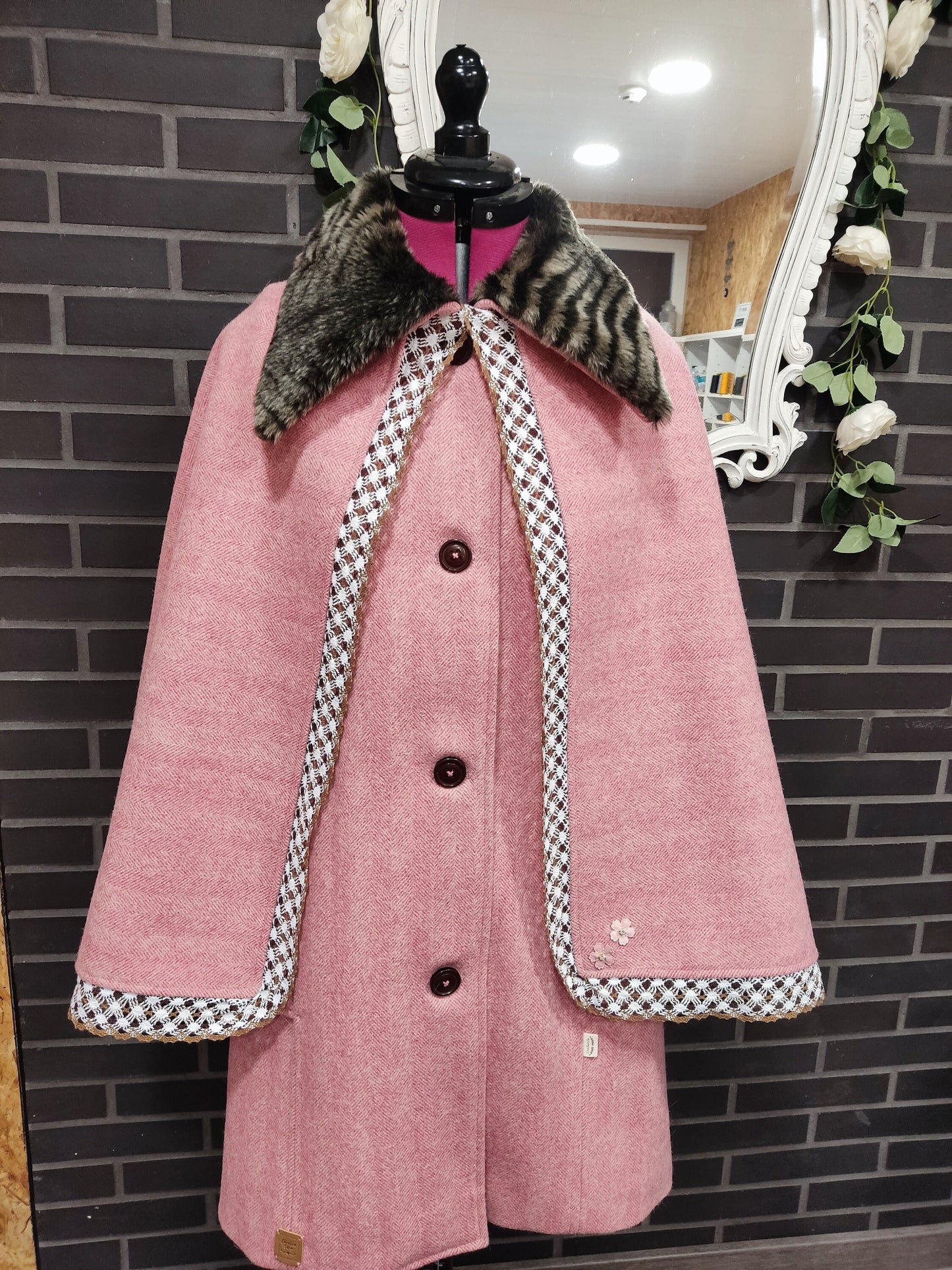 Capote Alentejano em Burel Rosa 100% Lã – Made4you®