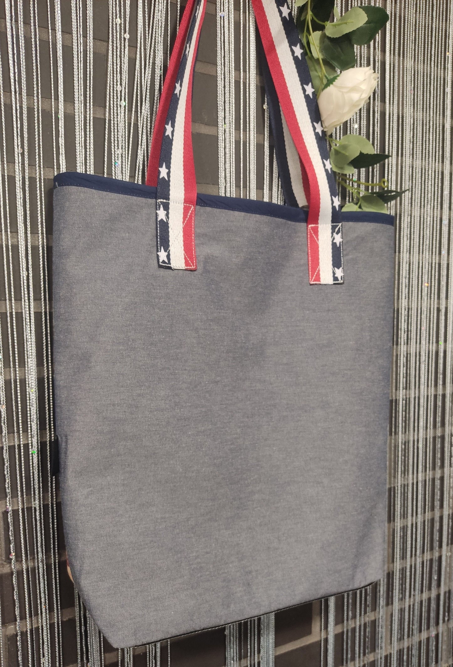 Tote bag em tecido percal com monumentos e ganga / Mala de mulher / Mala artesanal em tecido em tons de azul