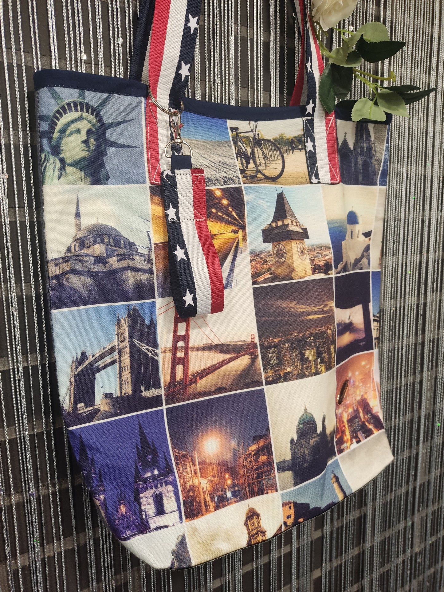 Tote bag em tecido percal com monumentos e ganga / Mala de mulher / Mala artesanal em tecido em tons de azul