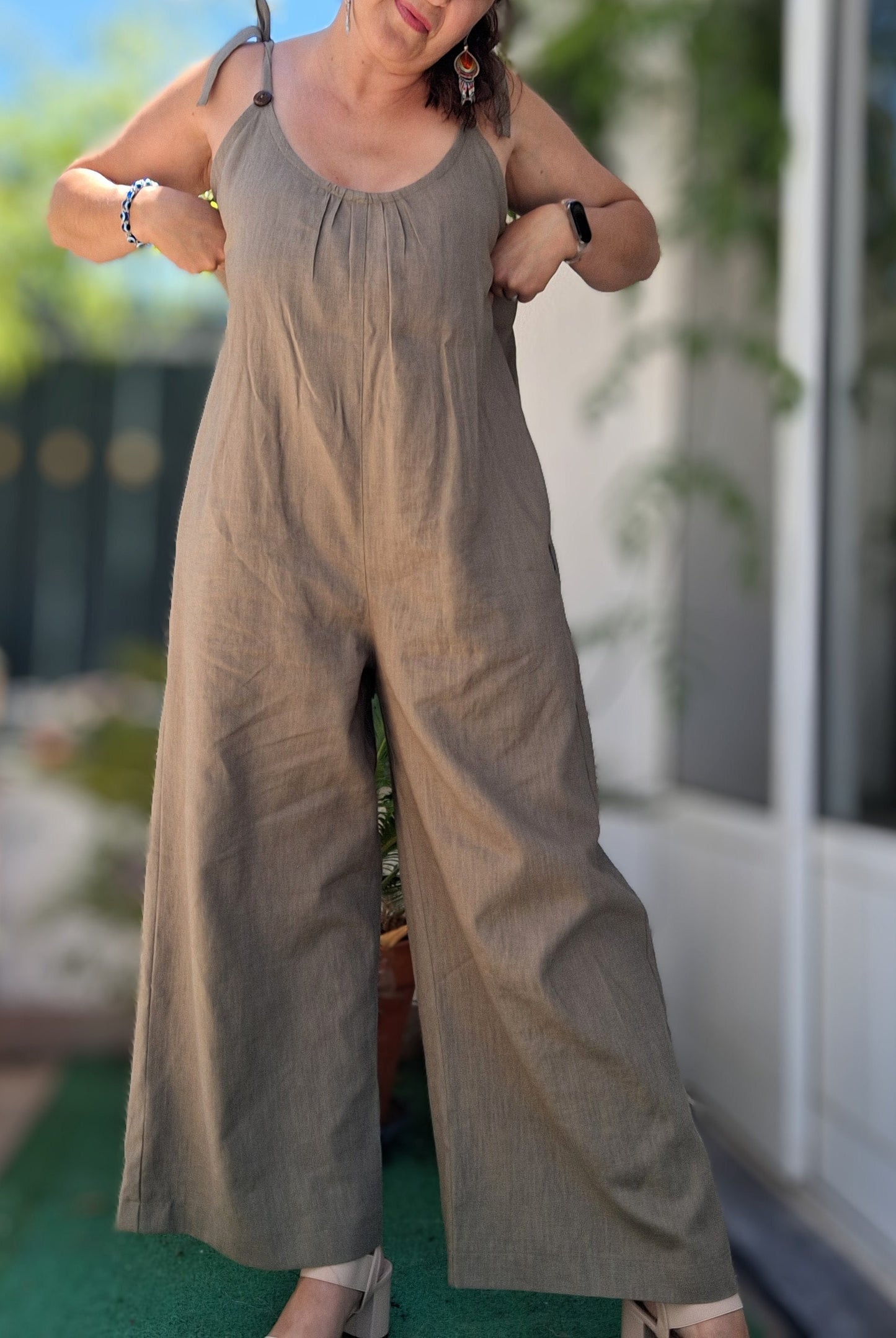 Jumpsuit em Linho Verde Seco | Tamanho L/XL | Peça Única | Made4you®