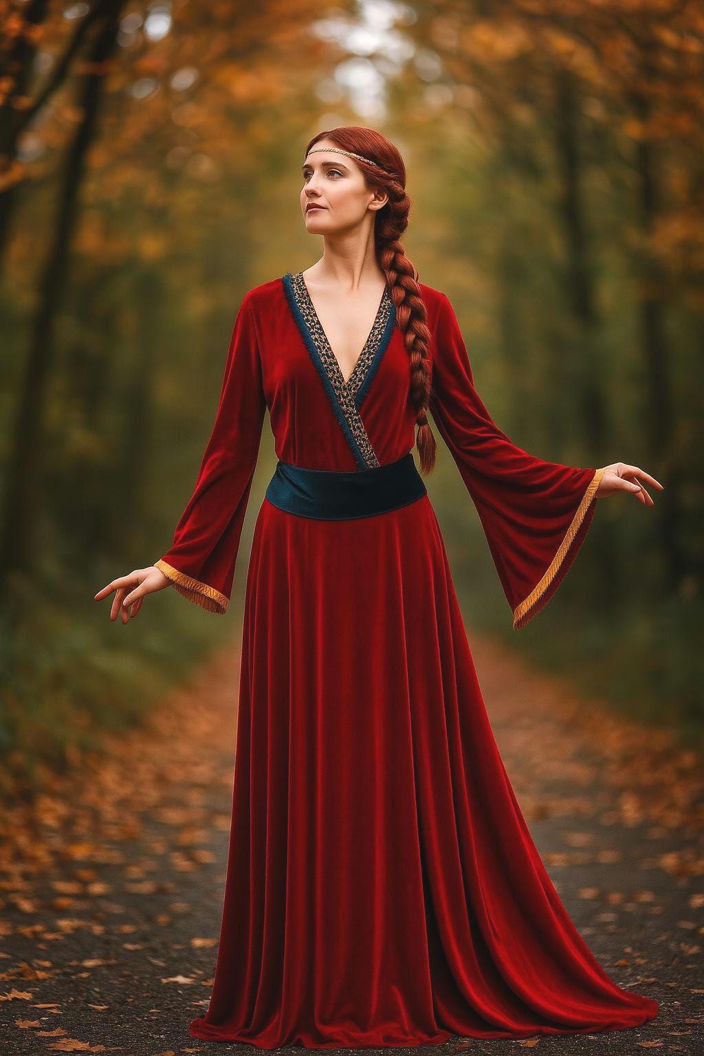Vestido Medieval em veludo vermelho com faixa azul tamanho M