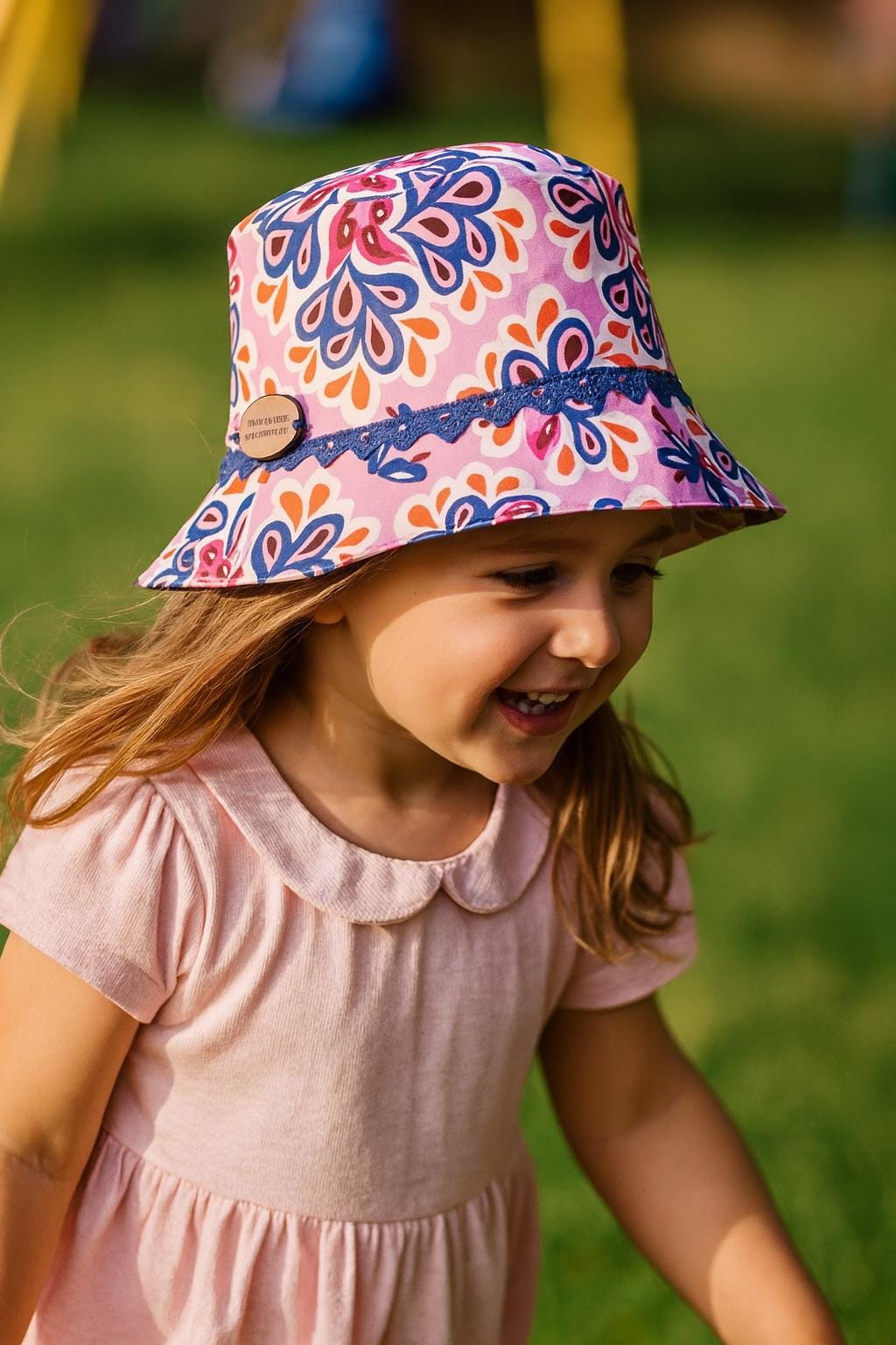 Chapéu Panamá Infantil "Alegria Floral" – Proteção Solar com Estilo e Conforto