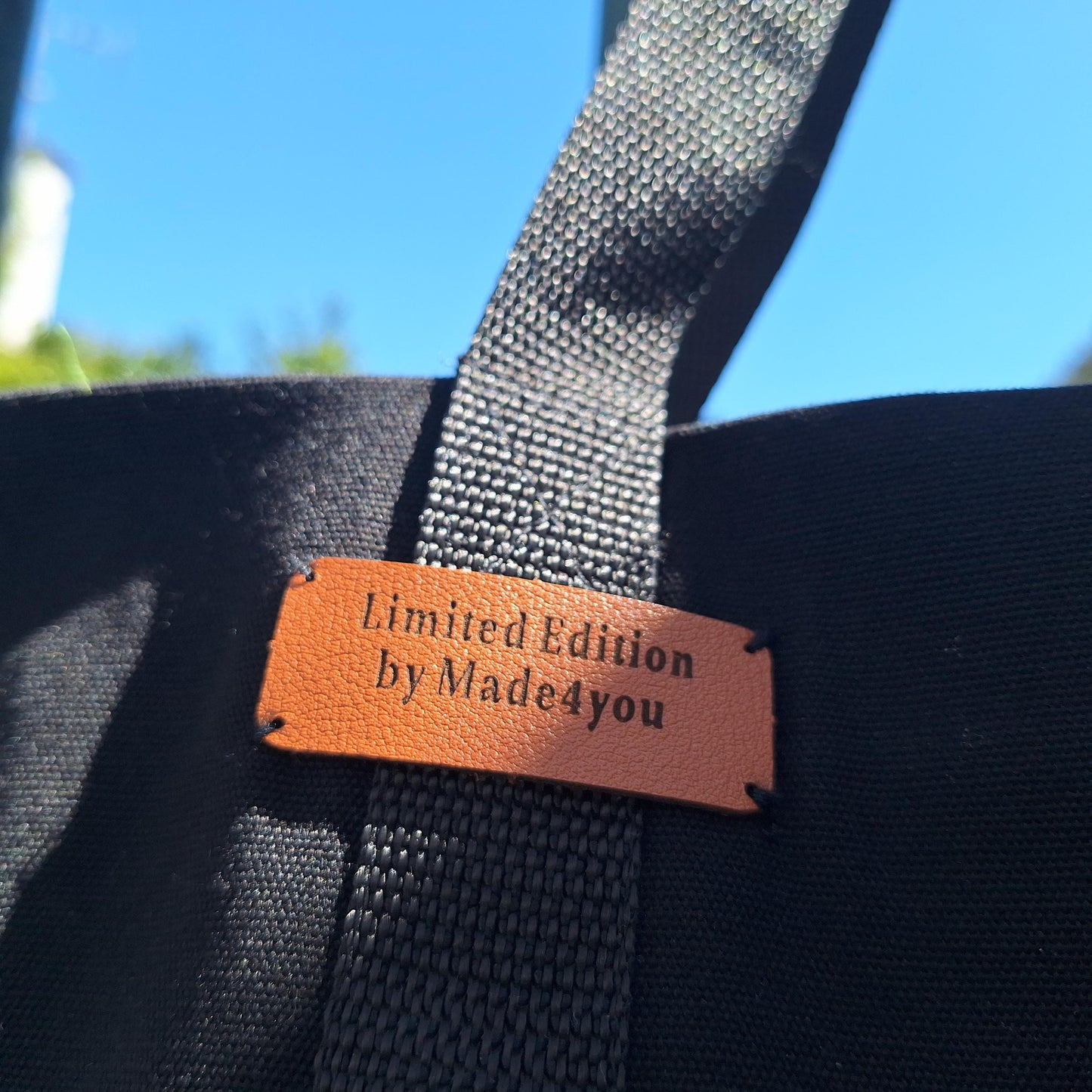 Mala Tote Bag Grande para Portátil | Bolsa de Ombro Minimalista | Laptop Bag Spacious & Durable