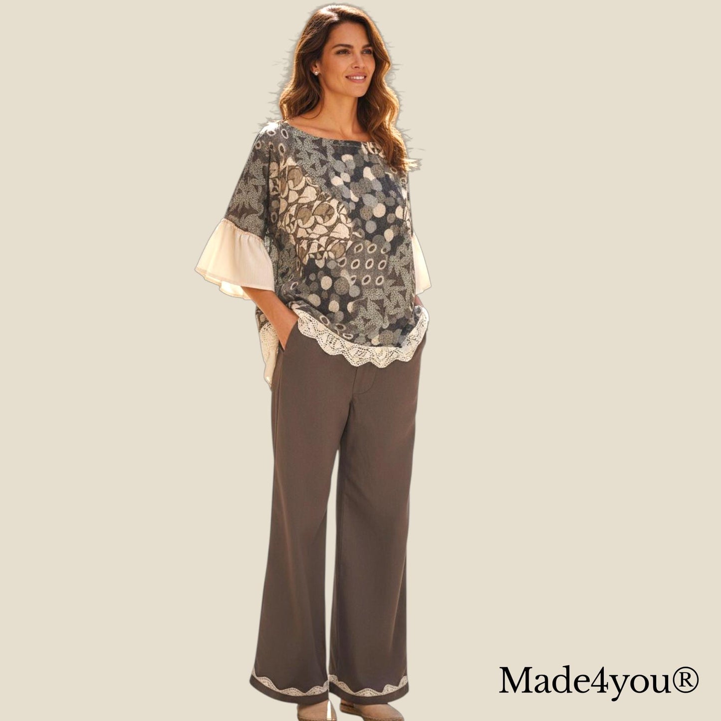 Conjunto Bruma – Blusa fluida estampada e calça chocolate com renda | Coordenado elegante feminino | Roupa confortável, sofisticada Made4you