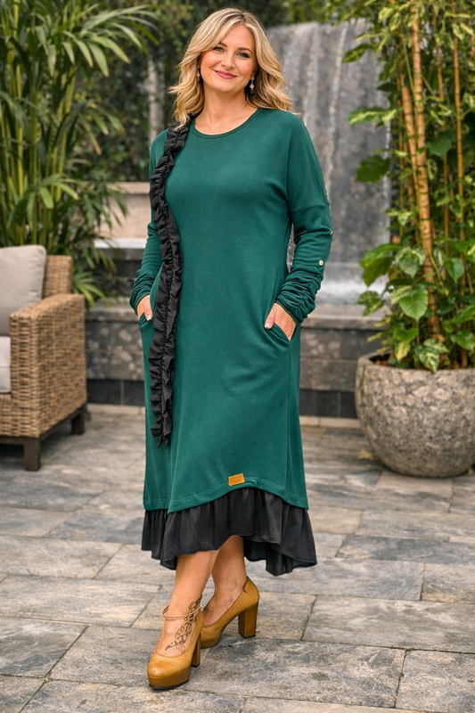 Vestido Oliva – Verde em Malha Punto Roma com Folho Assimétrico | Made4you®
