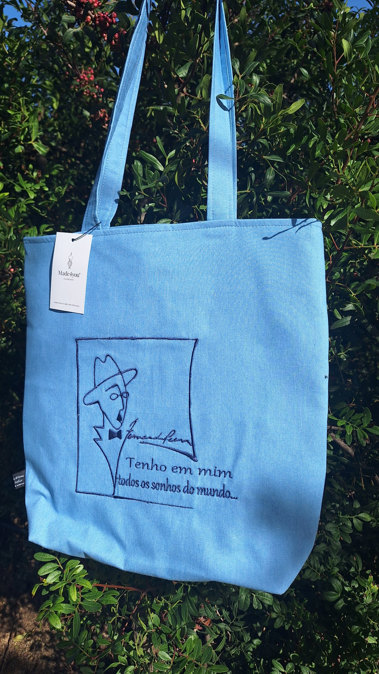 Saco Tote em Ganga Fina Bordado